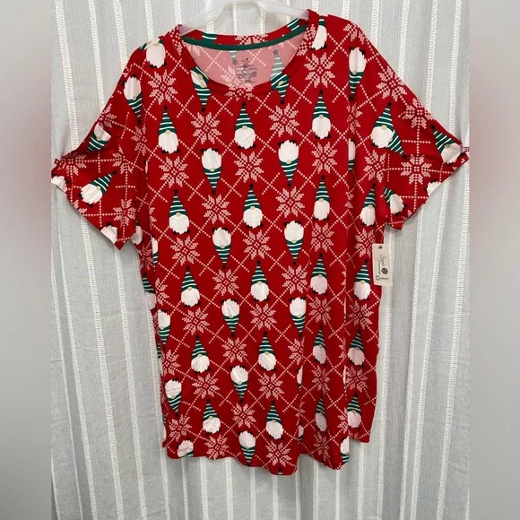 6 Pack Gnome Holiday Christmas Sleep Shirt Gown with pockets-‎ Size 2X / 3X NWT - Picture 2 of 10